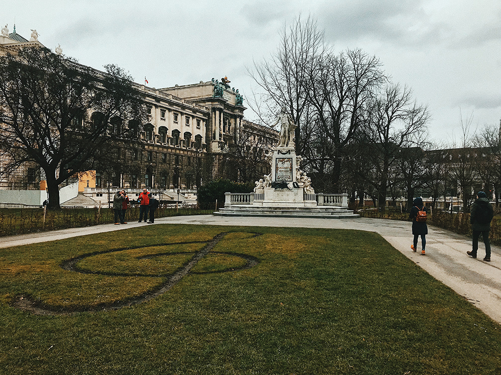 Mozartdenkmal, Viena.