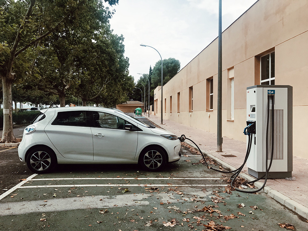 Punto de carga de coches eléctricos: Utiel. Viajando con Renault Zoe.