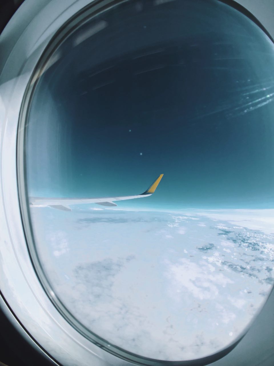 Volando de Barcelona a Estocolmo: 3:50 horas.