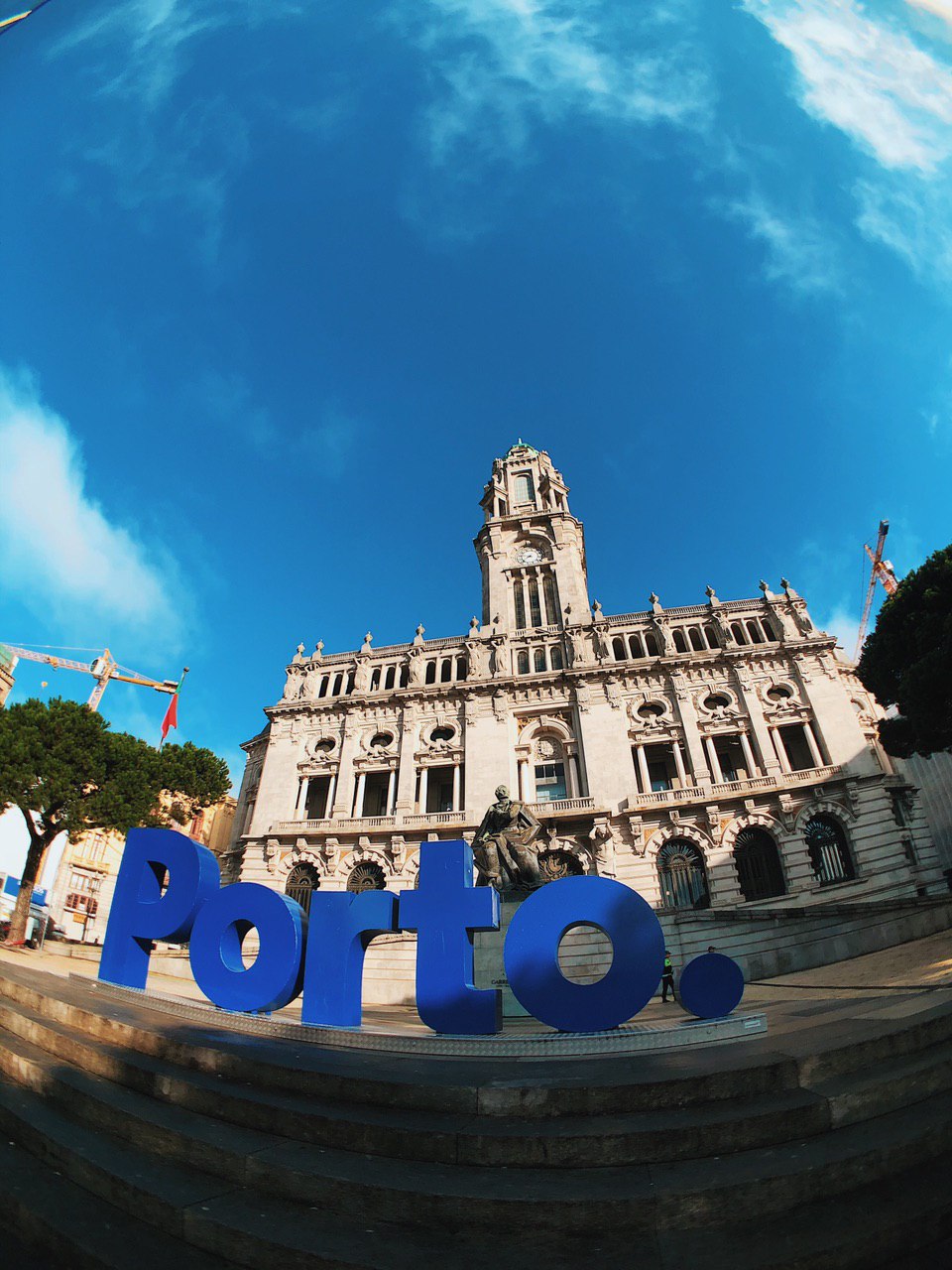 Plaza del ayuntamiento de Oporto.